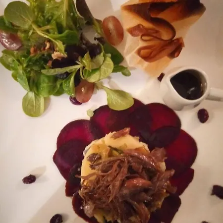 Coeur De Vigne A Colombier 24560 Bed & Breakfast 3*
